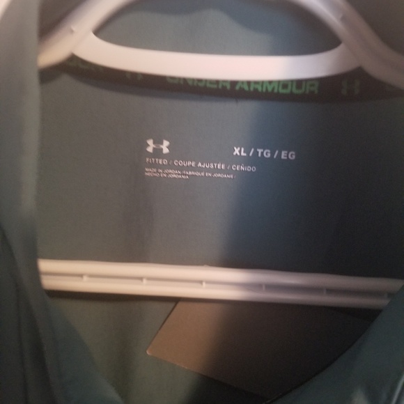 NWT Under Armour Men's Vanish Hybrid Vest - Picture 4 of 6